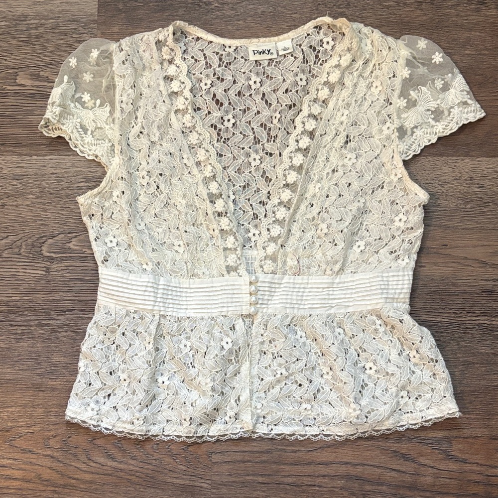 Pinky Cream Floral Lace Blouse